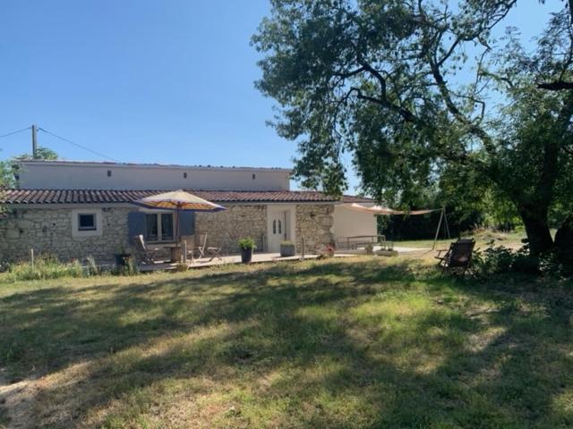 Maison De Vacances Pour 6 Personnes Au Coeur Du Gers 렉투르 외부 사진